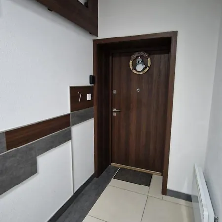 Gwiazda Przy Stoku Na Parterze Z Ogrodkiem Apartment *